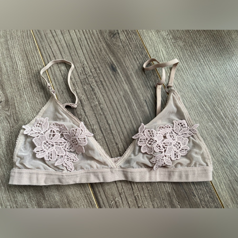 Dainty Mauve Mesh Bralette w/ lace crochet floral